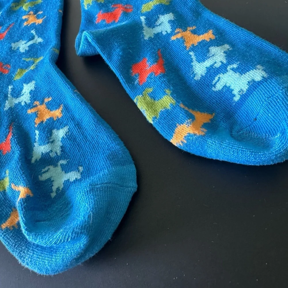 Retro Blue Dog Print Socks – Y2K Colorful Puppy Pattern